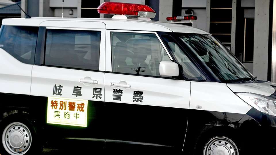 元夫の後頭部を路上で足蹴り　２０歳女、暴行容疑で逮捕　岐阜県警 | 岐阜新聞Web