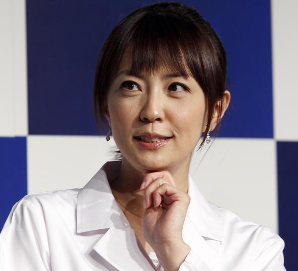 小林麻耶の海老蔵攻撃はまだ序の口…「第2ラウンド」ではもっとヤバイ話を暴露する（日刊ゲンダイDIGITAL） - Yahoo!ニュース