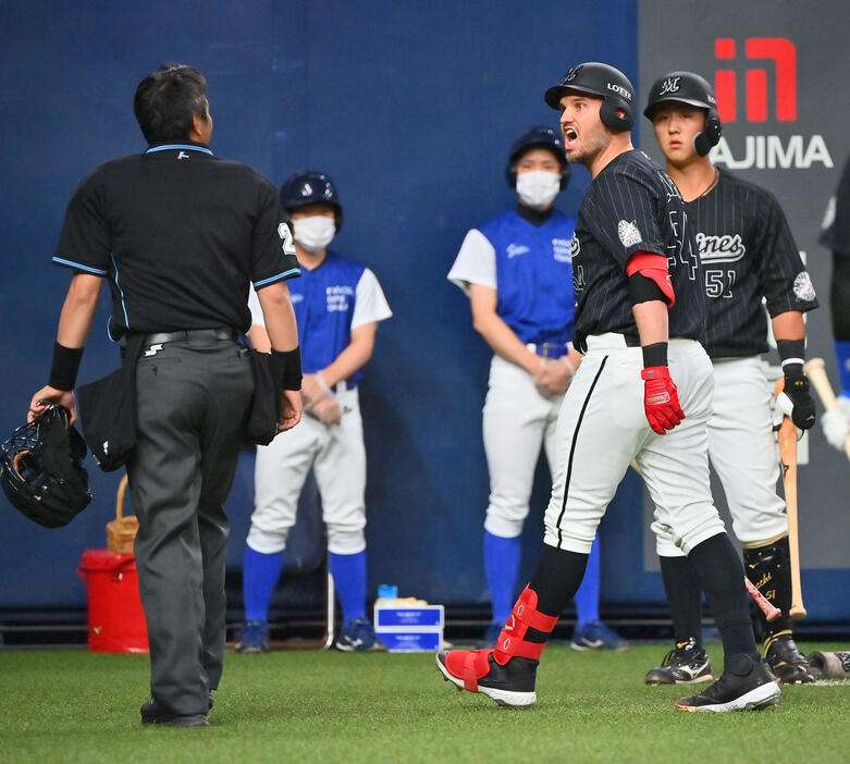 また！ロッテ・レアードが暴言で退場　白井球審の判定に怒り　前日の井口監督に続き不穏な空気漂う