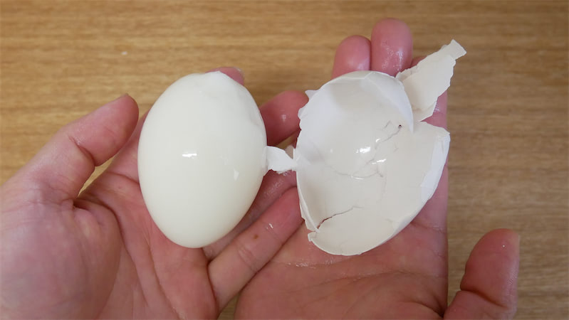 【料理の裏ワザ】ゆで卵の殻をつるんと剥く方法！いろんな噂をすべて検討して試した【最終回答】 | 『あたらしい日日』  こんな時代のニューノーマルな暮らし方。食と農、生活情報をお届けします