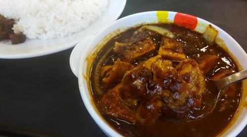 鶏肉メニューに走る牛丼店　輸入牛肉の高騰で牛丼・牛めし値上げラッシュの中、人気集まる