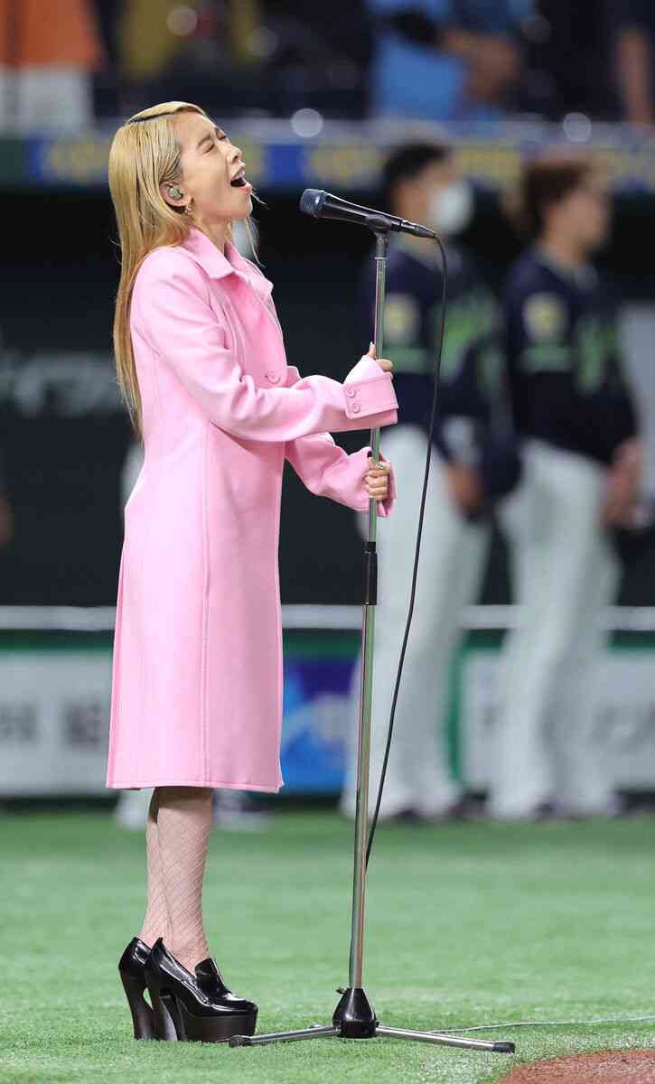 加藤ミリヤ、巨人戦で国歌独唱「背筋が伸びます。お客様からも気迫を感じました」 : スポーツ報知