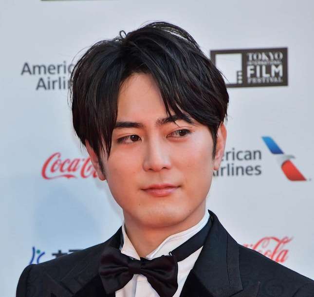 「そういう事は言わない方が...」　間宮祥太朗「まさかの暴露」に共演者も思わず冷静ツッコミ
