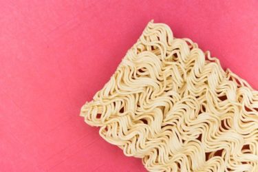 なぜ欧州は韓国製ラーメンを販売禁止にするのか？　仏伊に続き独も全量リコール｜ニフティニュース