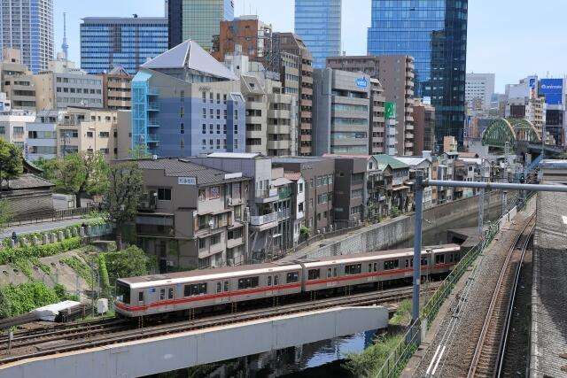 丸の内線で「乗務員トラブル」SNSで心配広がる　東京メトロ「お気遣いいただき大変ありがたいです」現在は無事回復: J-CAST ニュース