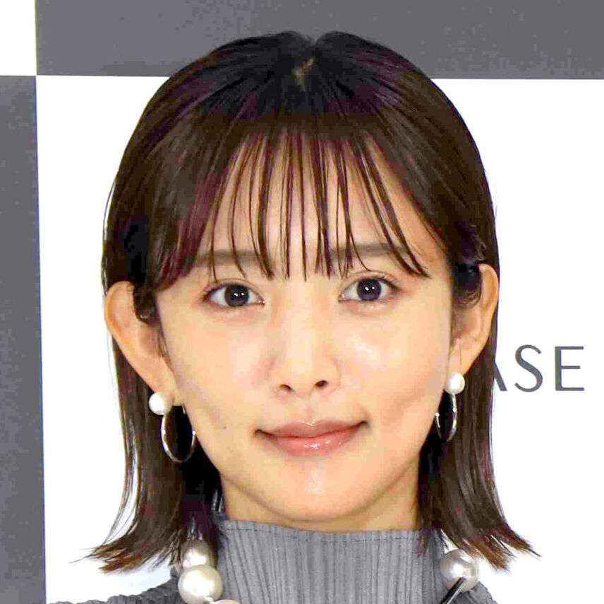3月に第1子出産した夏菜「体型が産後に見えない」と話題!最新ショットが「ますます美しい」