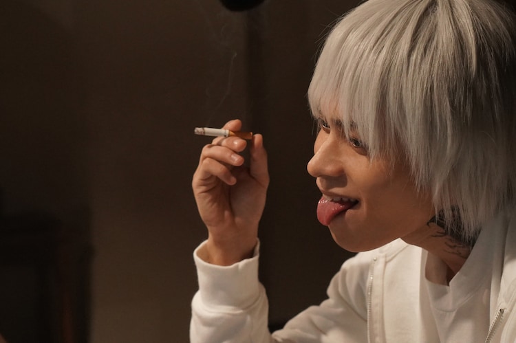 犯罪集団のリーダーとなったKAT-TUN上田竜也が東山紀之を襲う - 音楽ナタリー