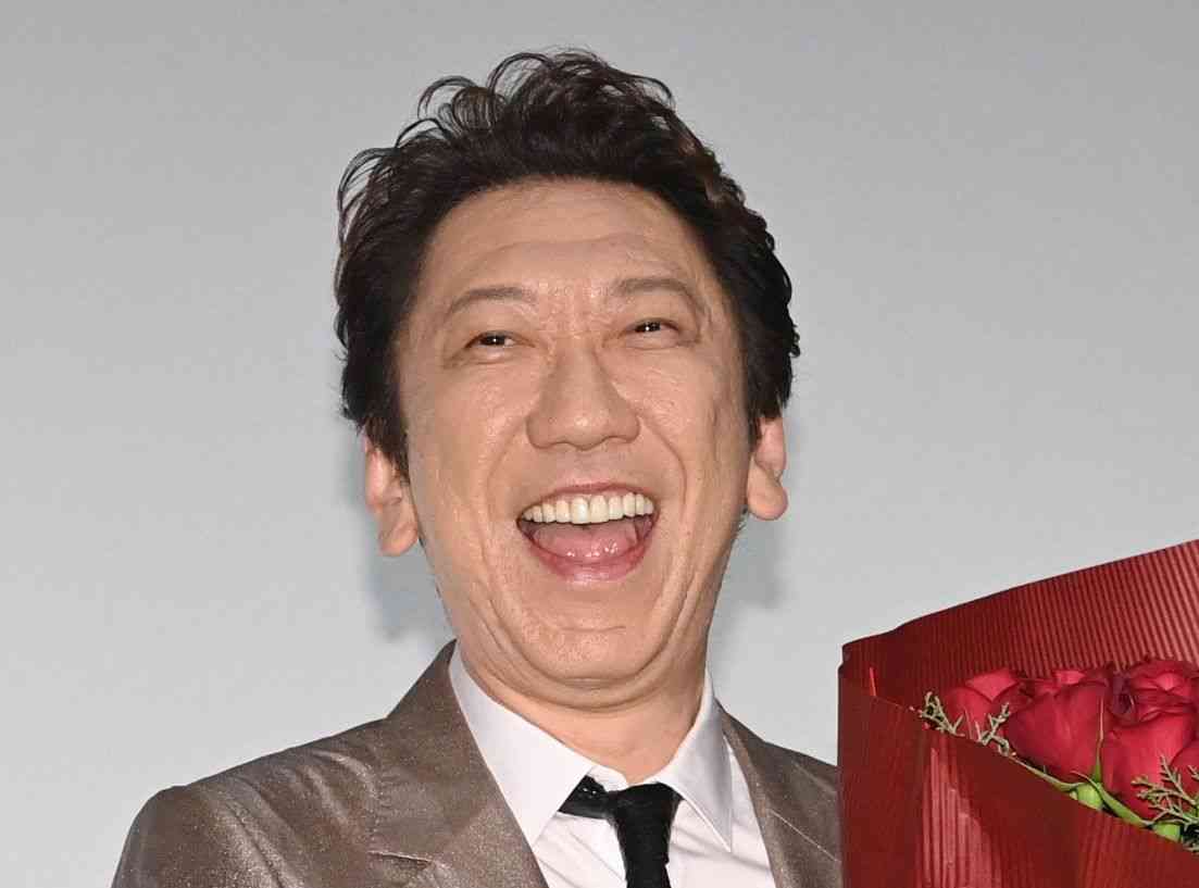 ｢これアイデア出した人天才｣…『布袋のギター柄』パンが焼けるクッカー　ツアー公式グッズして販売へ：中日スポーツ・東京中日スポーツ 