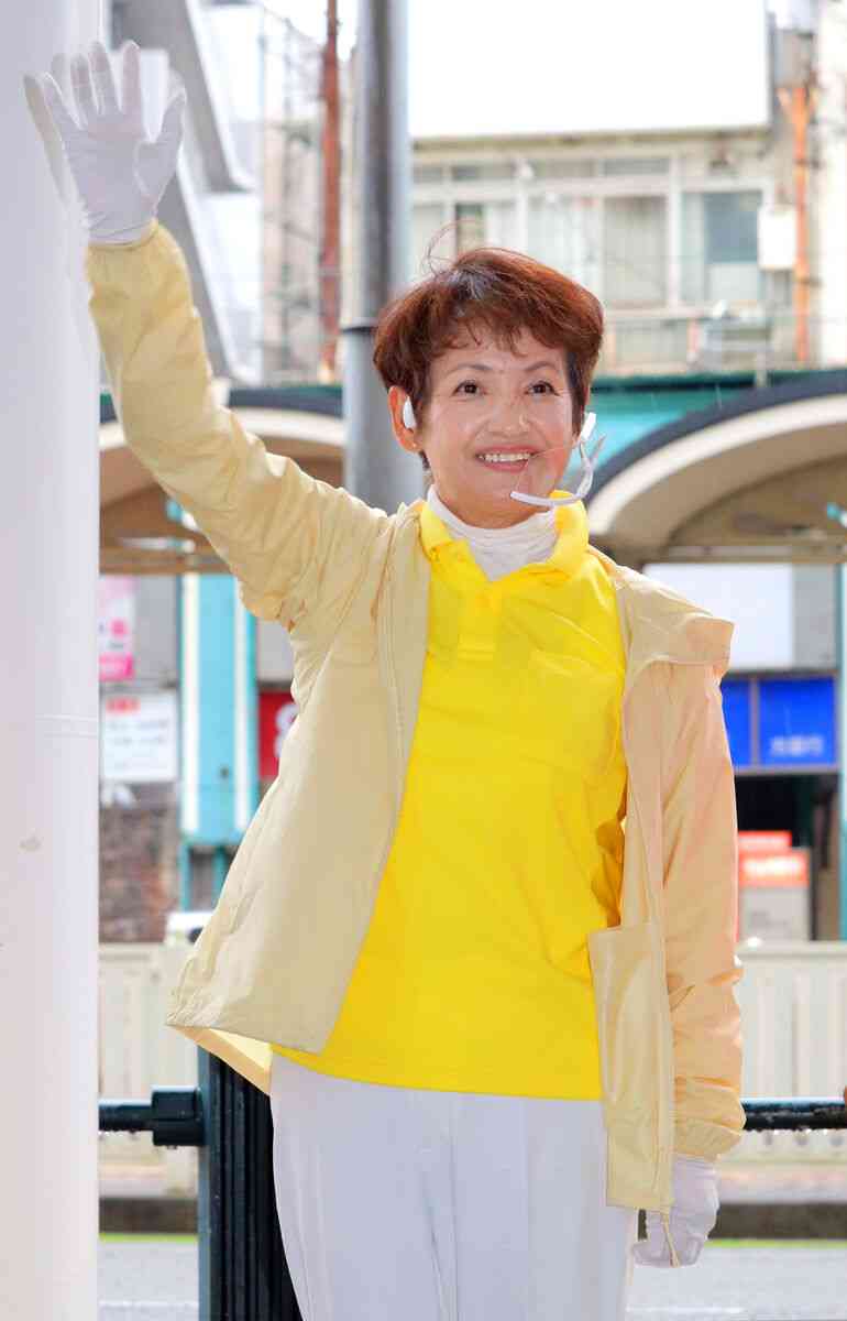 参院選出馬の高見知佳氏、９０歳母の介護、シングルマザー経験「生きづらい世の中なんとかしなくては」 : スポーツ報知