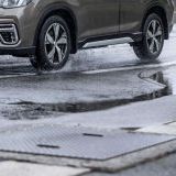 雨の中を腰曲がったおばあちゃんか歩いてたから、この傘あげるで。ってさしてた傘... | ガールズちゃんねる - Girls Channel -
