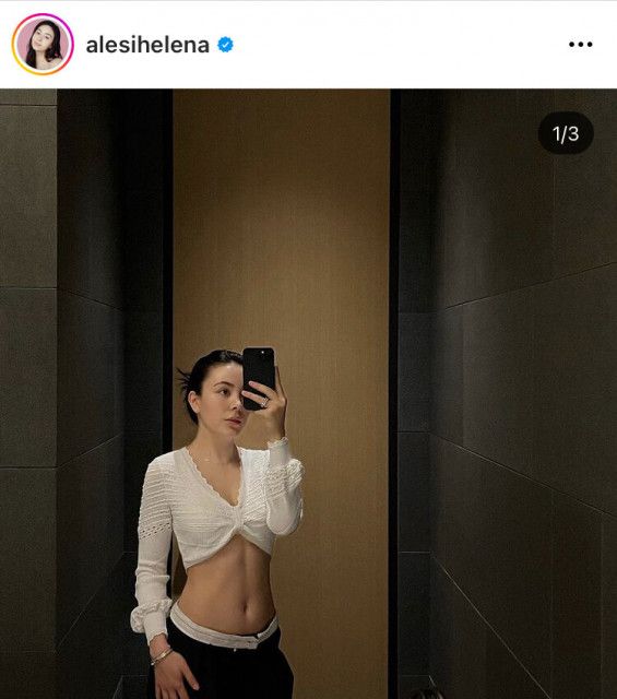 後藤久美子の長女エレナ、自撮りした美腹筋ショットにフォロワー歓喜「綺麗～」「痩せました？美しい」