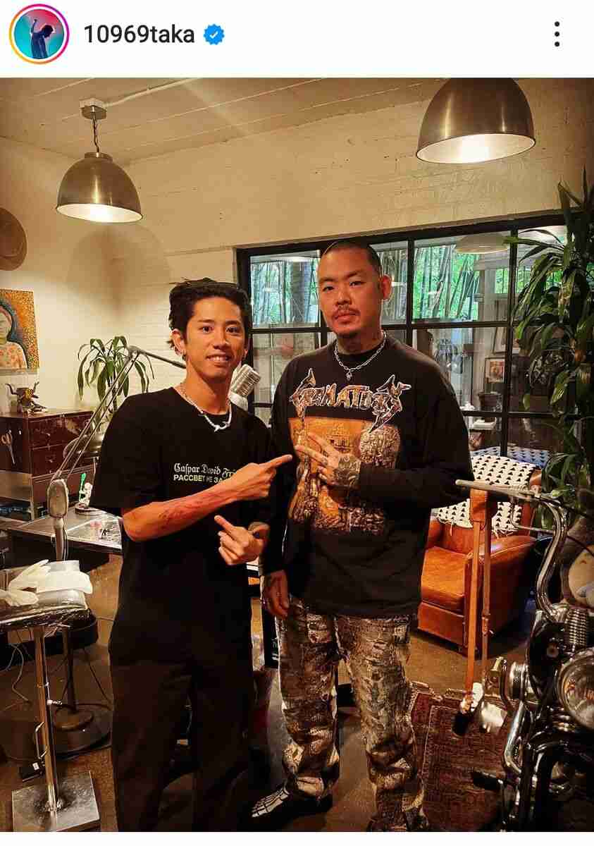 ワンオクTaka、新たなタトゥーを入れたことを報告「めっちゃオシャレ」「かっこいい！…けど痛そう」