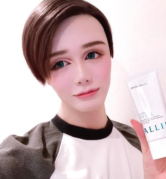 【閲覧注意？】Matt、ヒアルロン酸入れた唇のドアップ公開「アンジーみたいに線入って嬉しい」　ネットは「凄い」