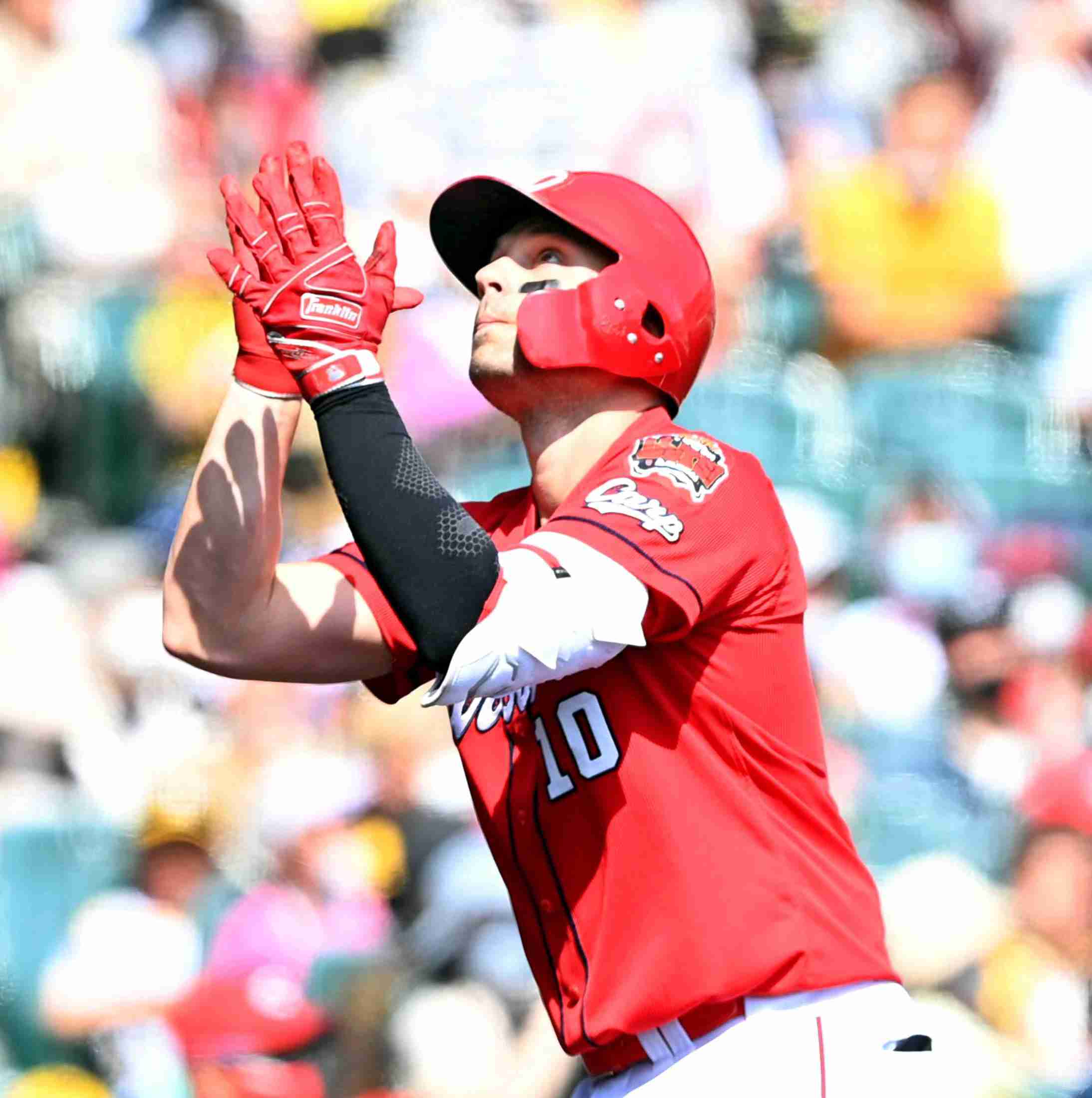 広島マクブルーム決勝ソロ２号　長野に誘われた誕生日メシ「これ以上ない」（デイリースポーツ） - Yahoo!ニュース