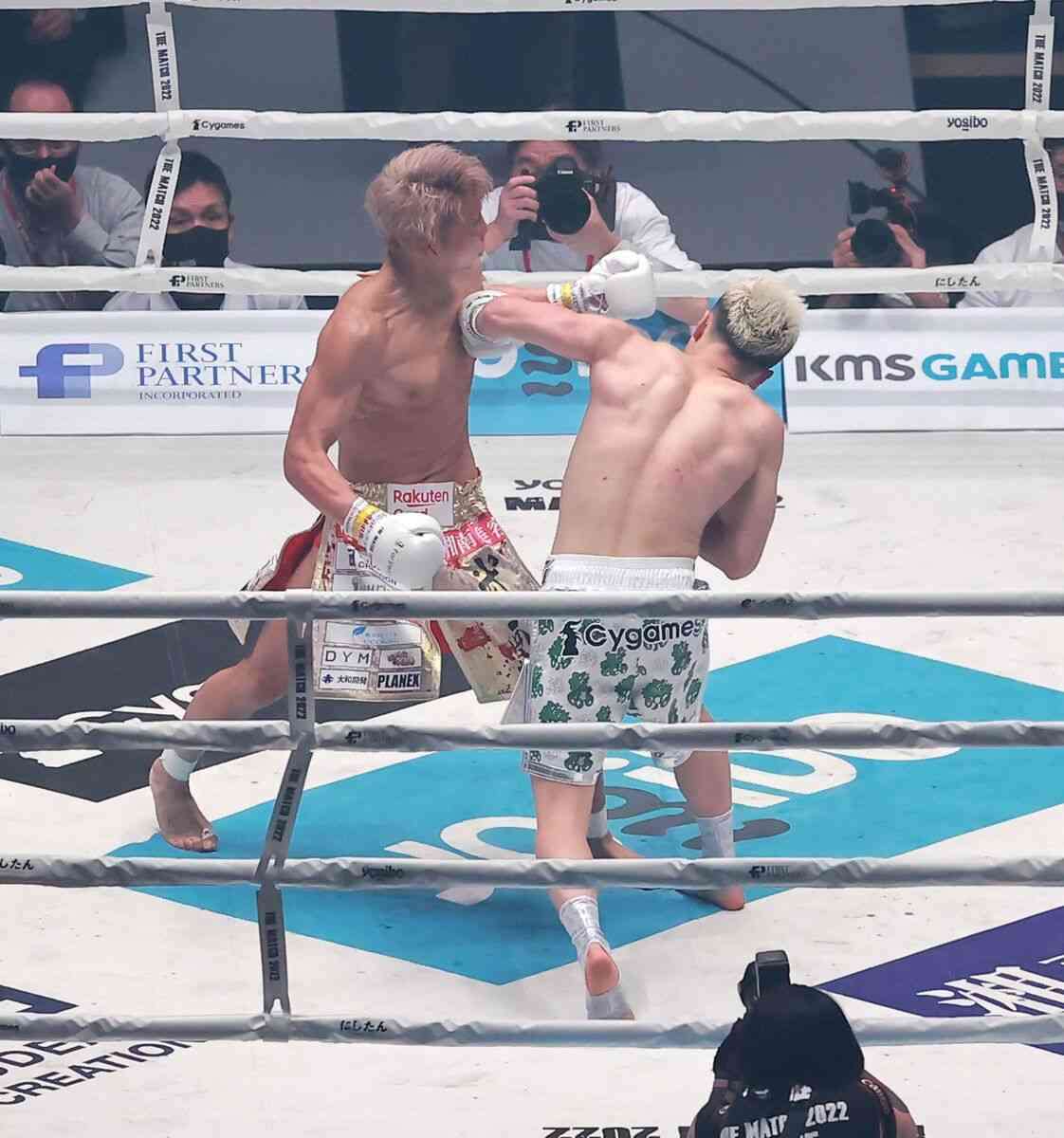 那須川天心、武尊に判定勝ち　キック無敗のまま有終の美　プロボクシング転向へ