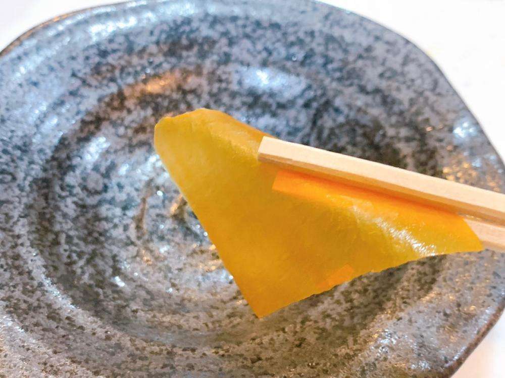 【フードロス】ダイソーで見つけた「シート状野菜」が凄い!そのまま丸ごと食べられる