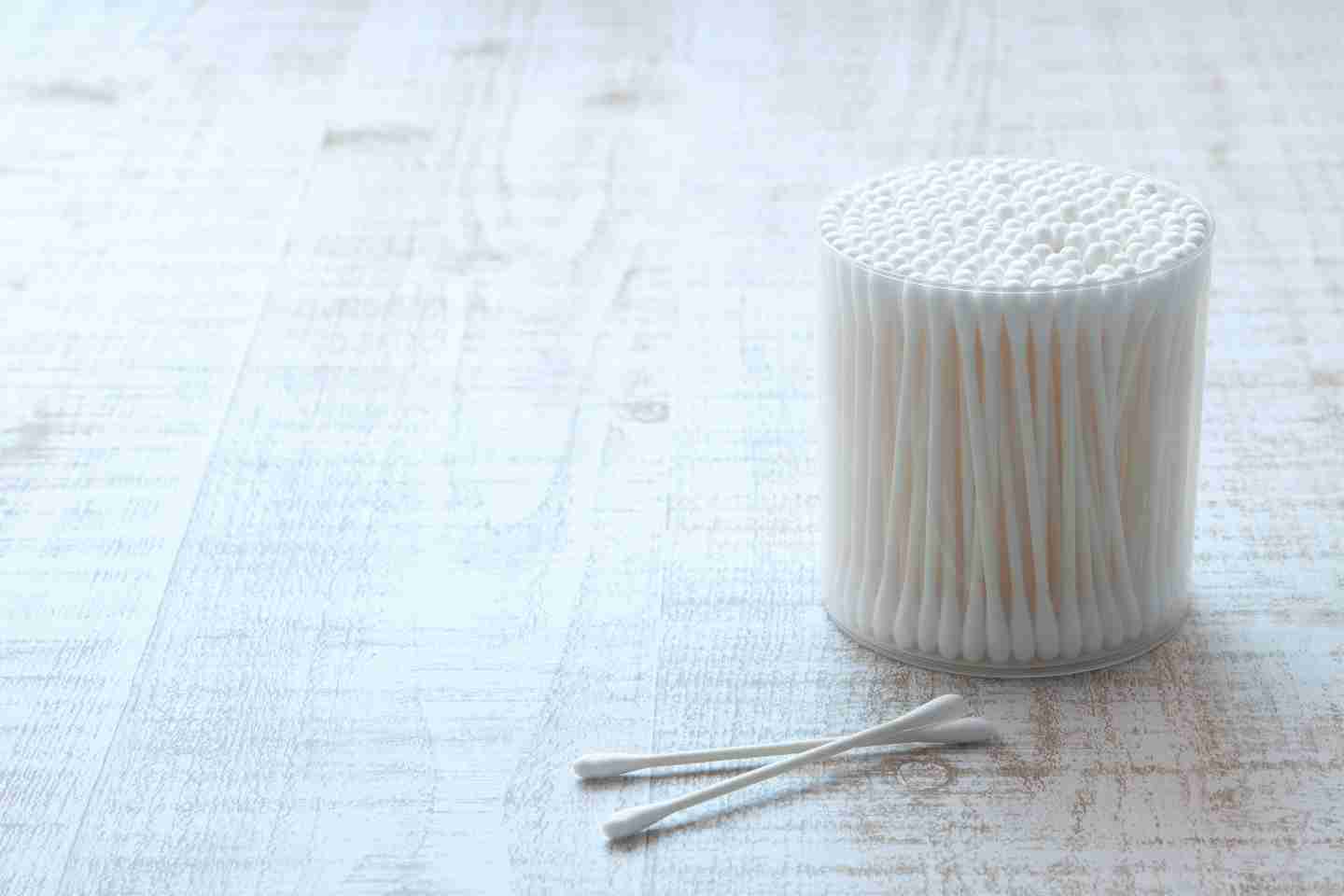 捨てずに使ってみると意外に便利！「綿棒の空き容器」の便利な活用方法を女性314人に調査 | kufura（クフラ）小学館公式