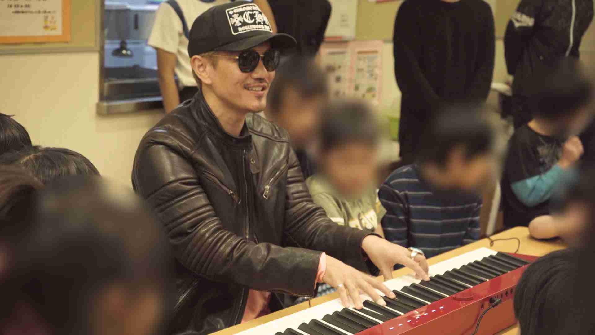 EXILE ATSUSHI「愛の欠片でも感じてくれたら」児童養護施設支援への想い