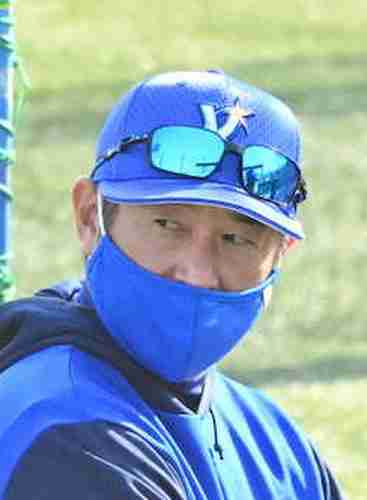 DeNA石井琢朗コーチが脳梗塞で入院　ファンから心配の声「斎藤コーチに続き石井コーチまで」