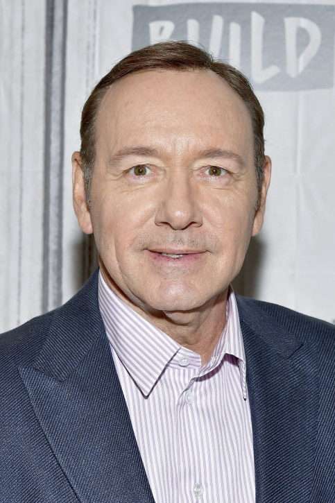 米俳優ケビン・スペイシー被告が出廷 性的暴行「強く否定」 英