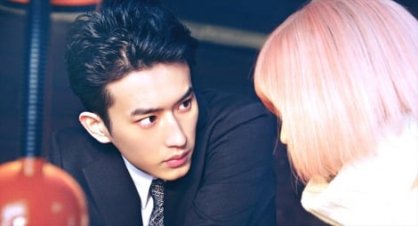 橋本環奈のギャップある表情に心撃ち抜かれる!? 映画『バイオレンスアクション』場面写真