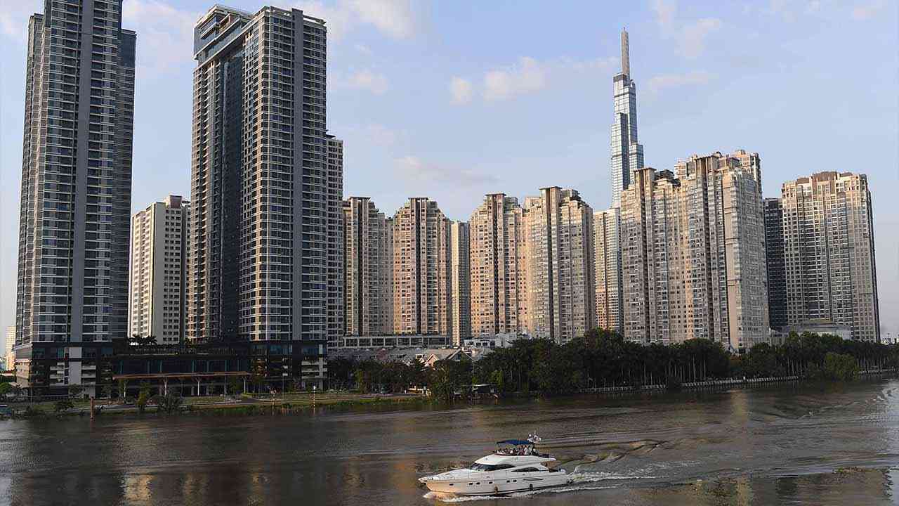 魅力ない賃金、離れる人材　ベトナム人技術者の視界から消えた日本：日経ビジネス電子版