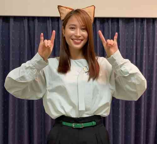 広瀬アリスや北乃きいら、きつね耳で“きつねダンス”踊ってみた