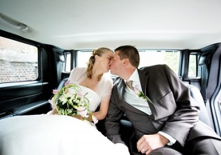 確率たったの2％！？35歳以上で結婚した奇跡のカップル5選 - ぐるなびウエディングHOWTO