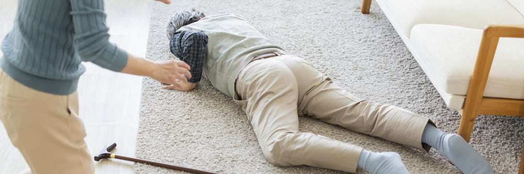 80歳過ぎても元気だった両親が「転倒」で生活崩壊…余裕の長男を襲った予期せぬ事態（曽根 惠子） | 現代ビジネス | 講談社（1/2）