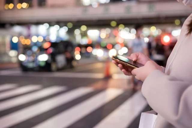 3年間で1000万円ホストに使った20代女性を取材。「ホストに1000万円使えるけど、1000円のアイライナーを買うのに躊躇する」（DailyMORE） - Yahoo!ニュース