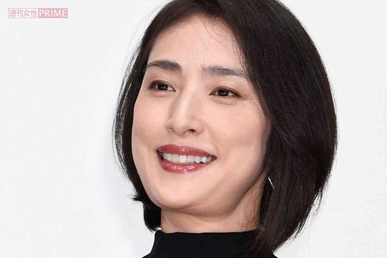 天海祐希 『緊急取調室』続編決定か、現場で「座らない」マイルールに見た座長の風格 | 週刊女性PRIME