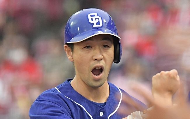 「試合に出てなんぼ」ドラゴンズの“マスター”阿部寿樹が髭とともに削ぎ落としたもの | 文春オンライン