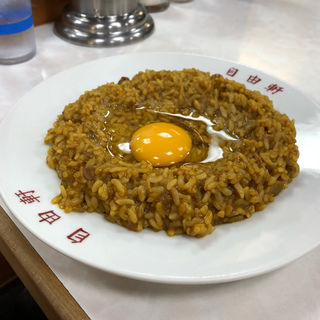 北川景子「カレーに生卵は欠かせない」SNSで賛否両論「関西人って入れるよね」「カレーじゃなくなる」