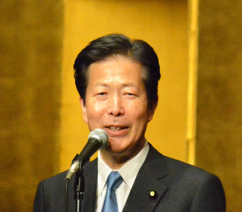 公明・山口那津男代表、体調不良で記者会見中止、参院選重点政策の第１弾発表は６月２日に延期 - 社会 : 日刊スポーツ