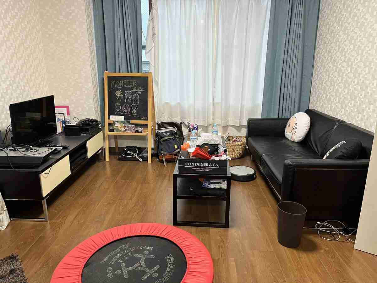 高橋みなみ、休日返上でクロちゃん自宅を片づける ファン「3日で元に戻りそう」「水曜日関係?」