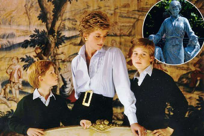 横目する人、すること