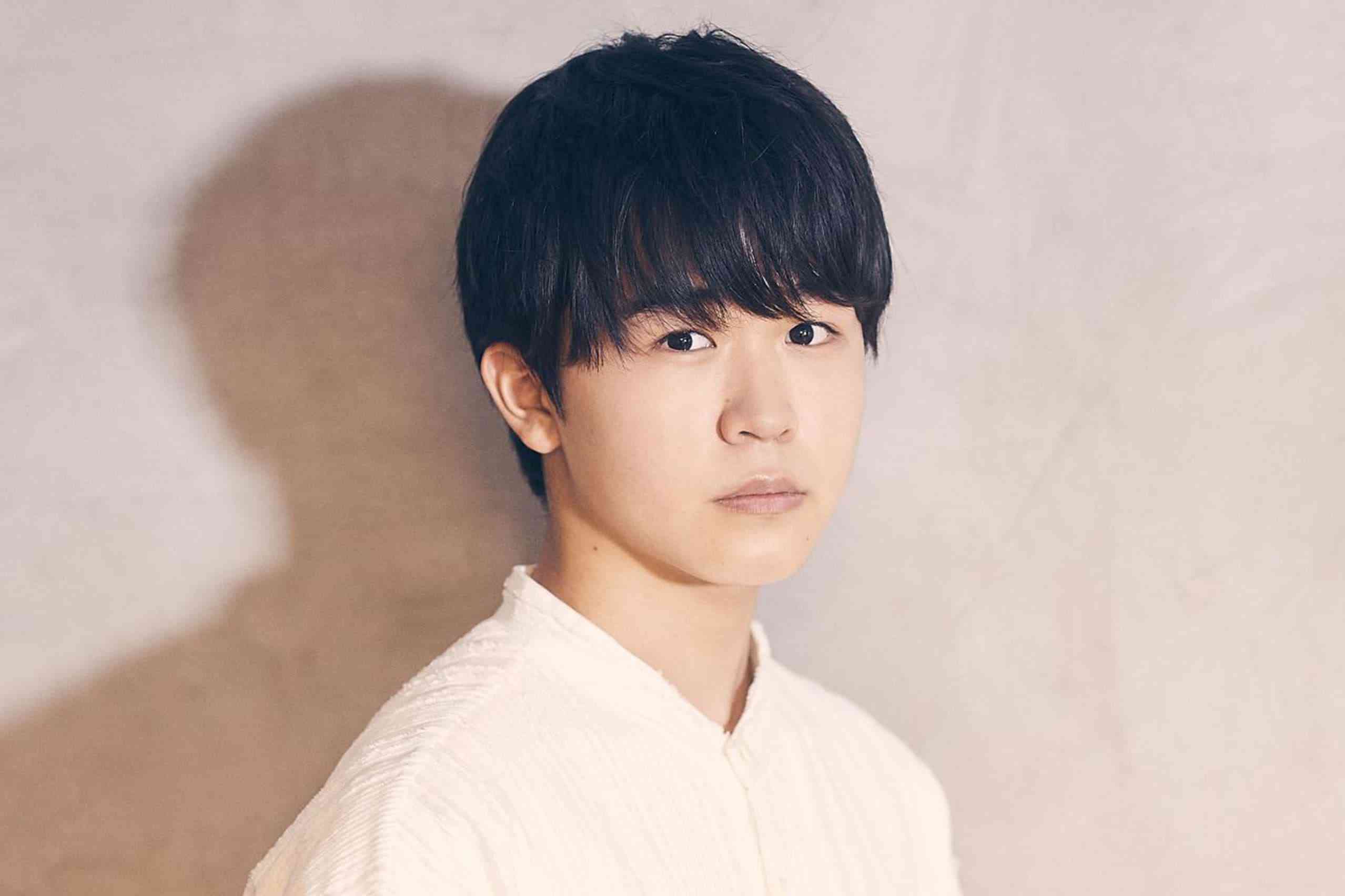 鈴木福、岡村隆史との2ショット公開　「背が伸びたような…？」 – Sirabee