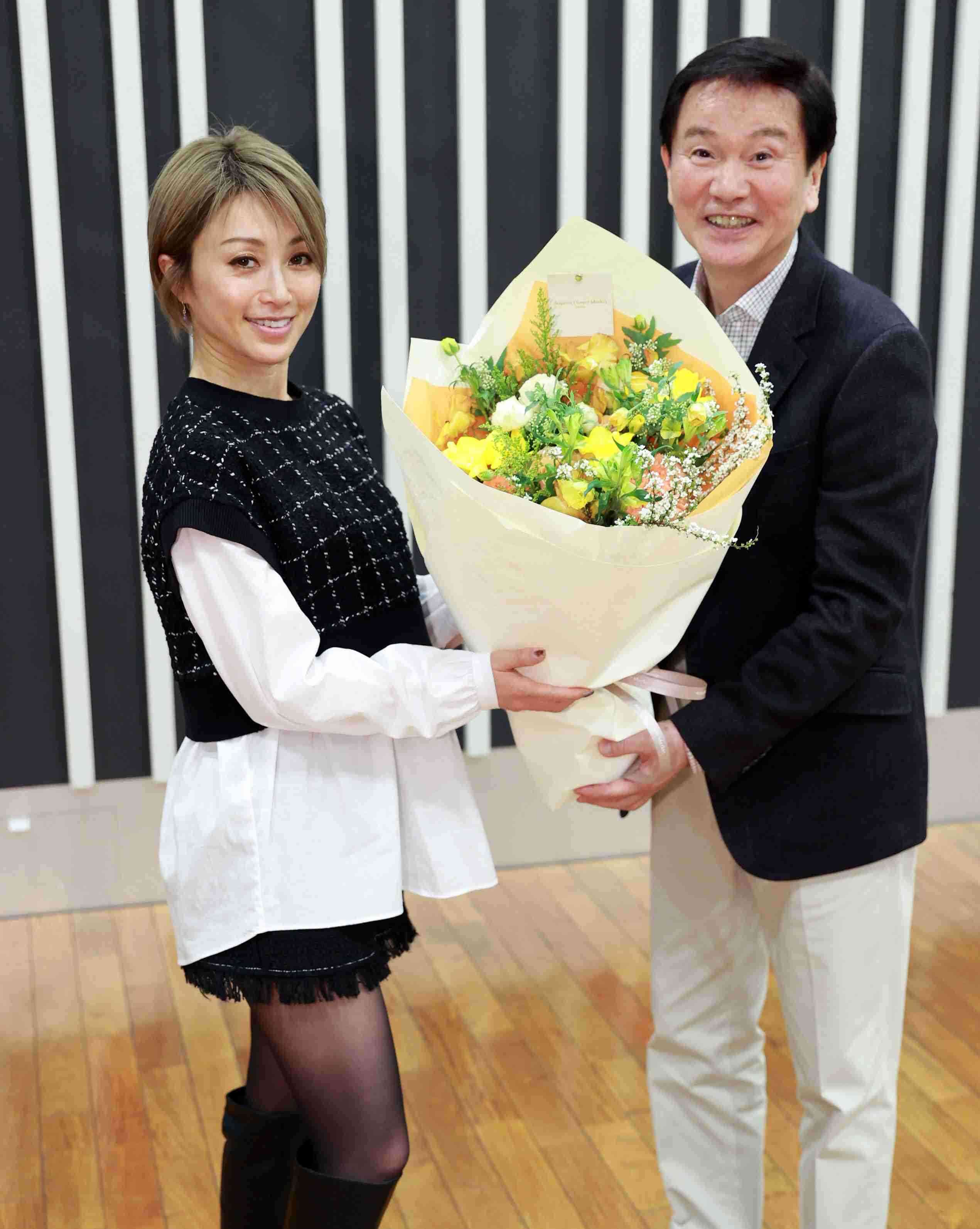 酒井法子 33年ぶりラジオ番組レギュラー「出演させていただいて本当にありがたいです」