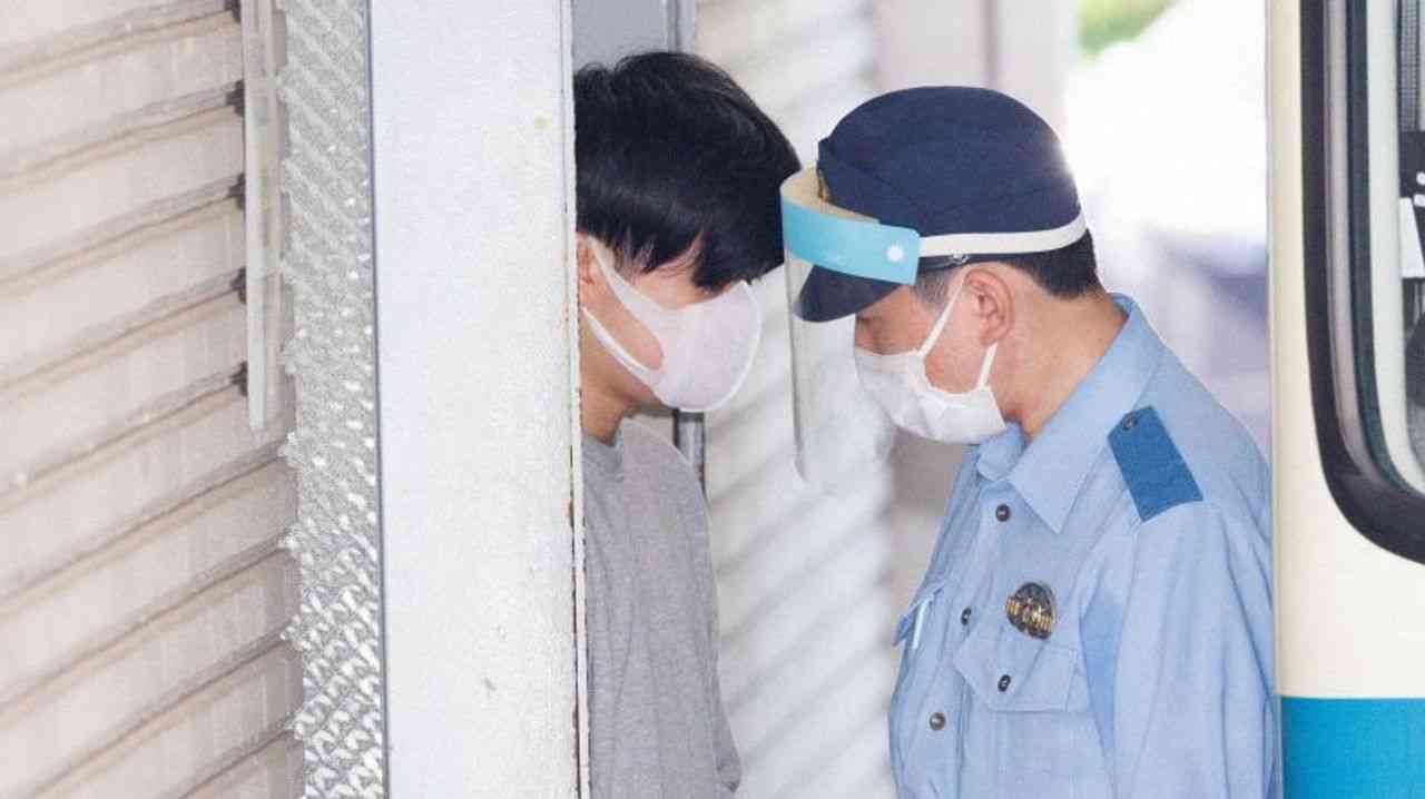 国税職員ら逮捕 金は出国の男性に - Yahoo!ニュース