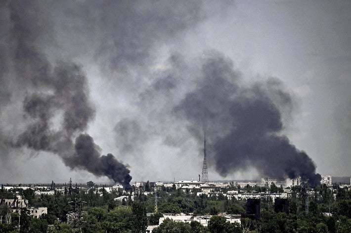 激戦のセベロドネツク、市長「市内の５割占領された」…ロシア軍と市街戦続く : 読売新聞オンライン