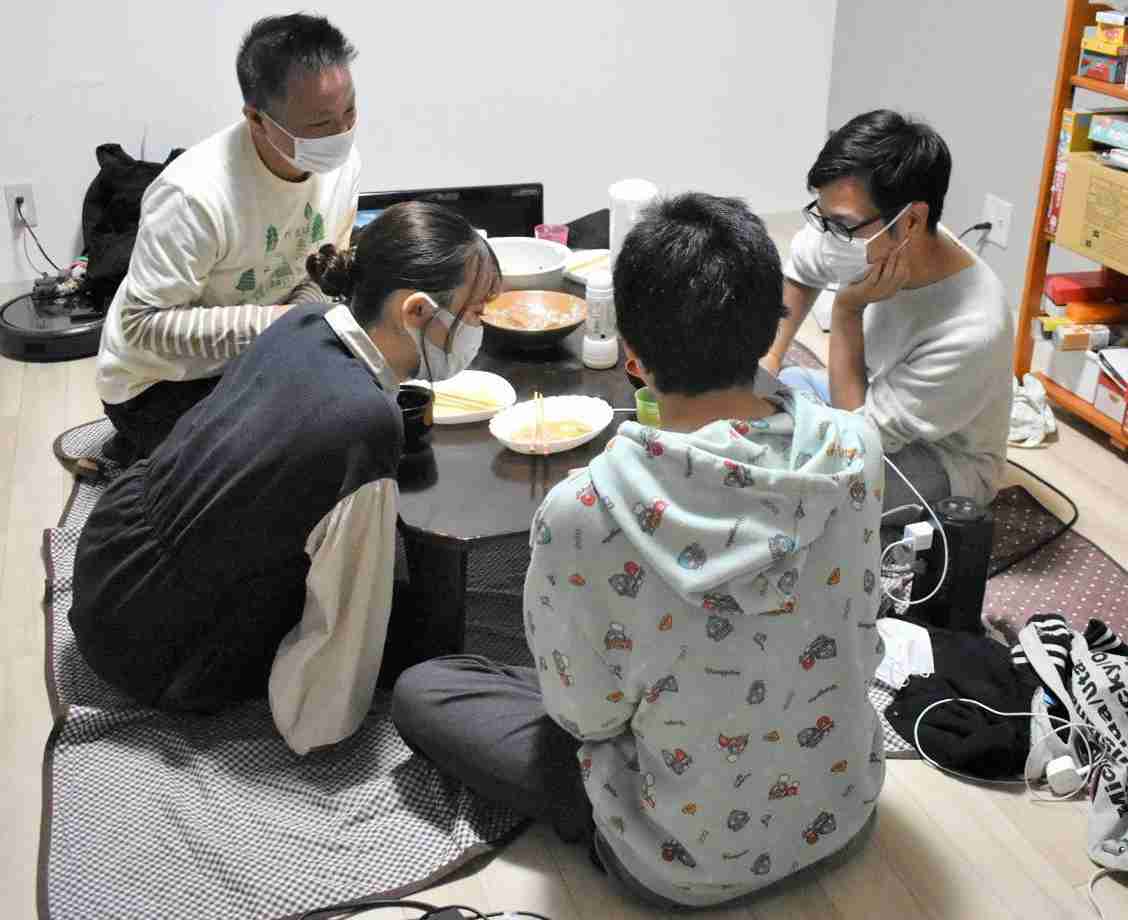 ヤングケアラーはどこに　睡眠2時間…高3男子の夢