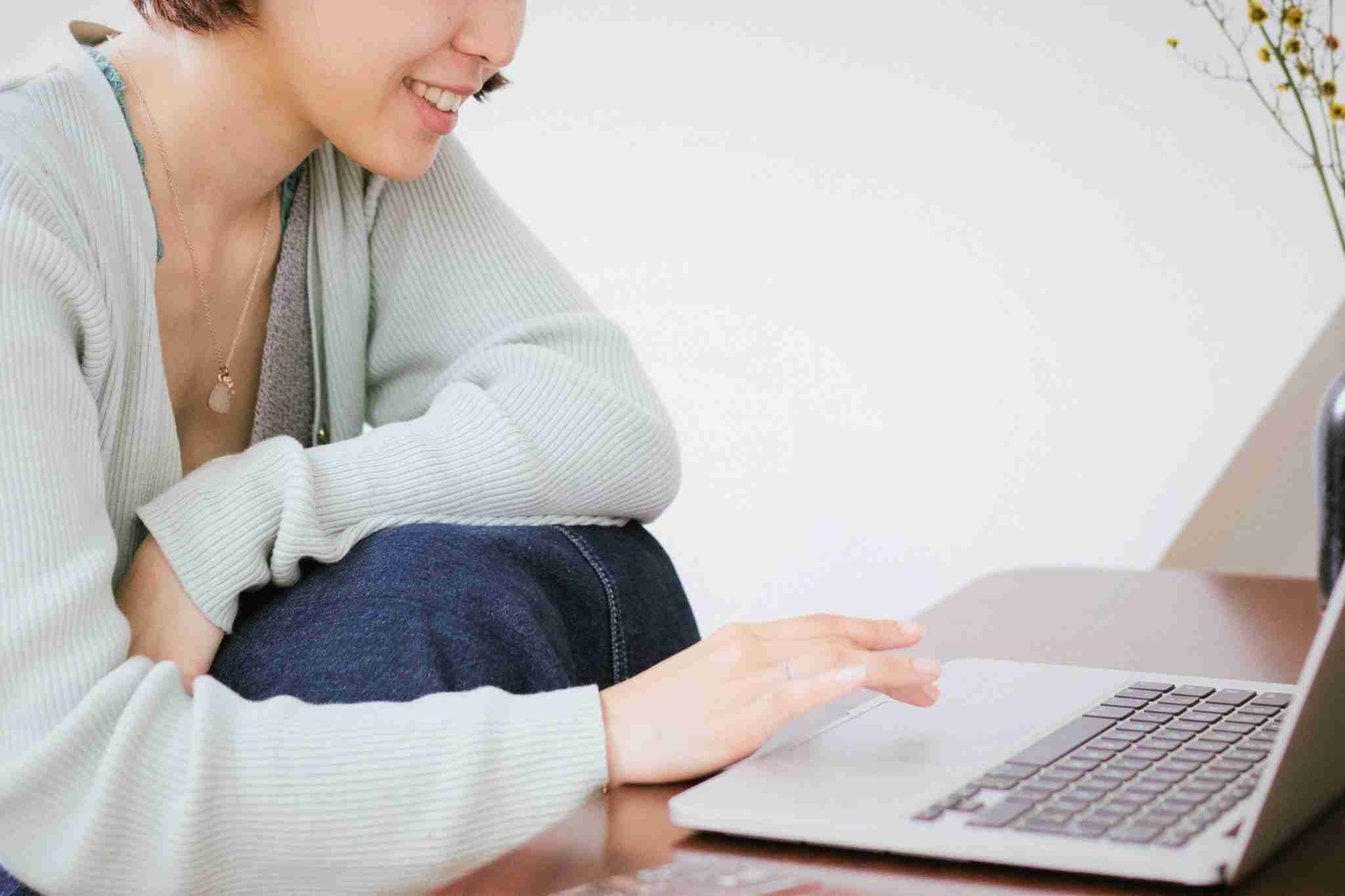 会社員向き? フリーランス向き? 働き方の違いを経験者に聞いた