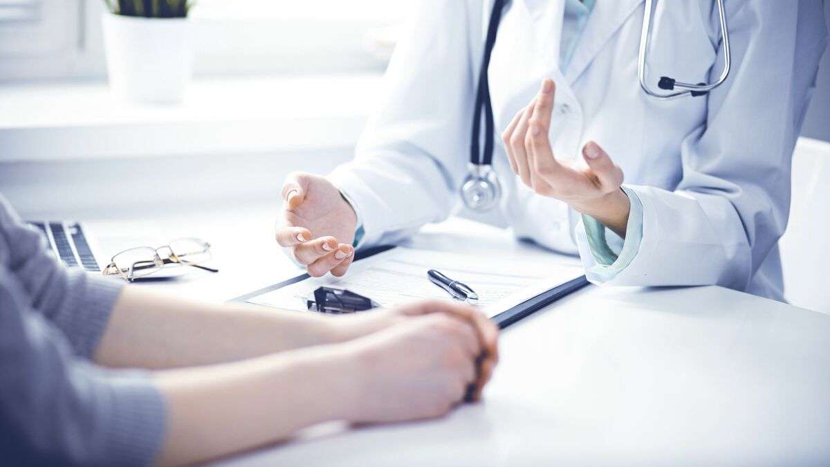 ｢うつ病かも…｣と思った女性が精神科に行く前に疑うべき2つの病気 落ち込む､疲れやすい､眠れないとき､まずは婦人科か内科へ | PRESIDENT Online（プレジデントオンライン）