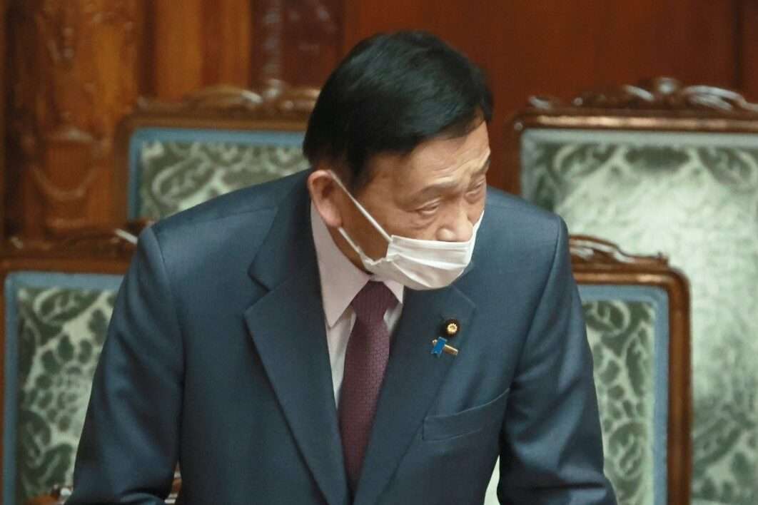 教員免許更新制が廃止へ　「儲かるからやっていた」との指摘も｜NEWSポストセブン - Part 4