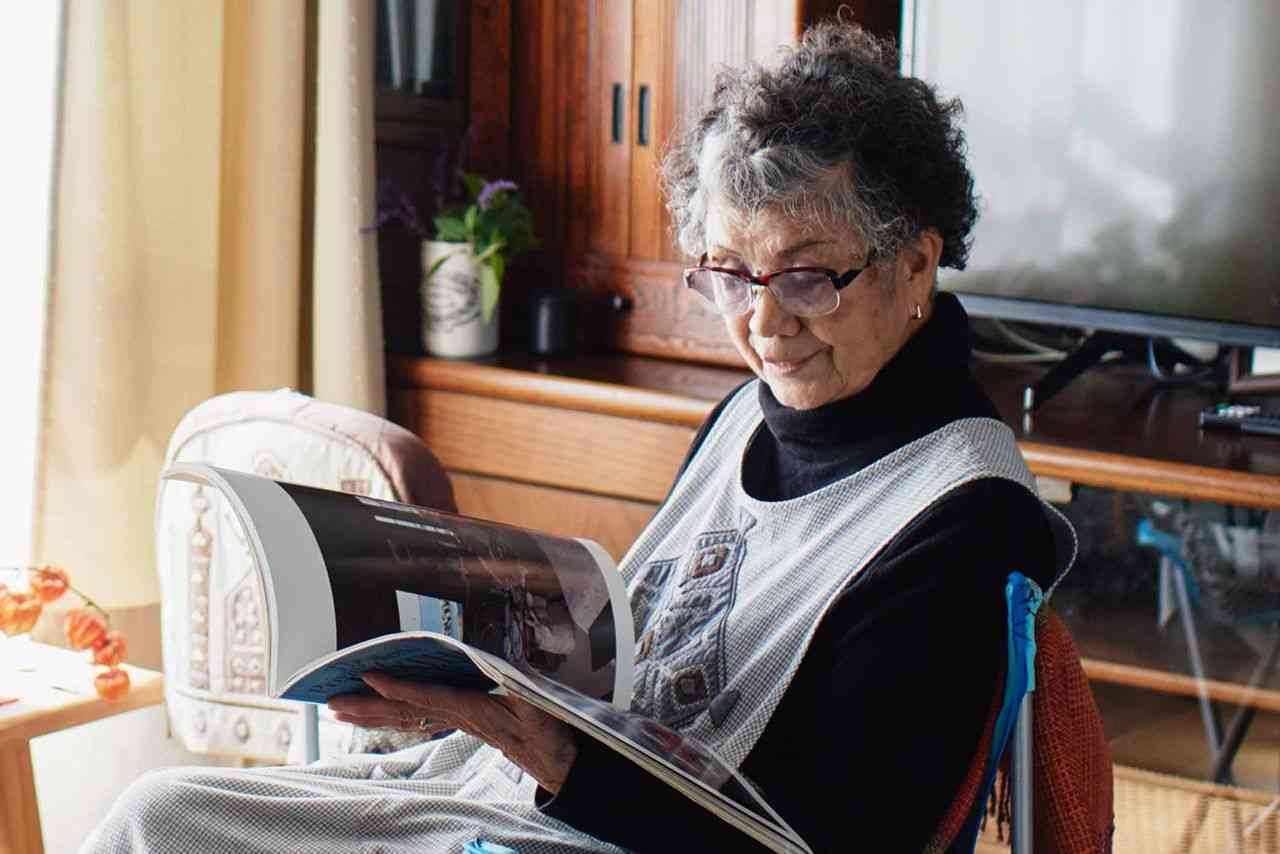 SNSで話題「87歳のユーチュー婆」築55年の団地でお金をかけない“幸せなひとり暮らし” | 週刊女性PRIME