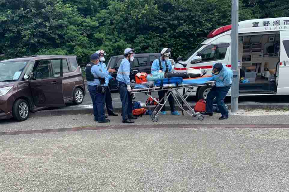 	米軍衛生兵が交通事故で負傷した地元住民を救助 > 在日米海兵隊 > ニュース