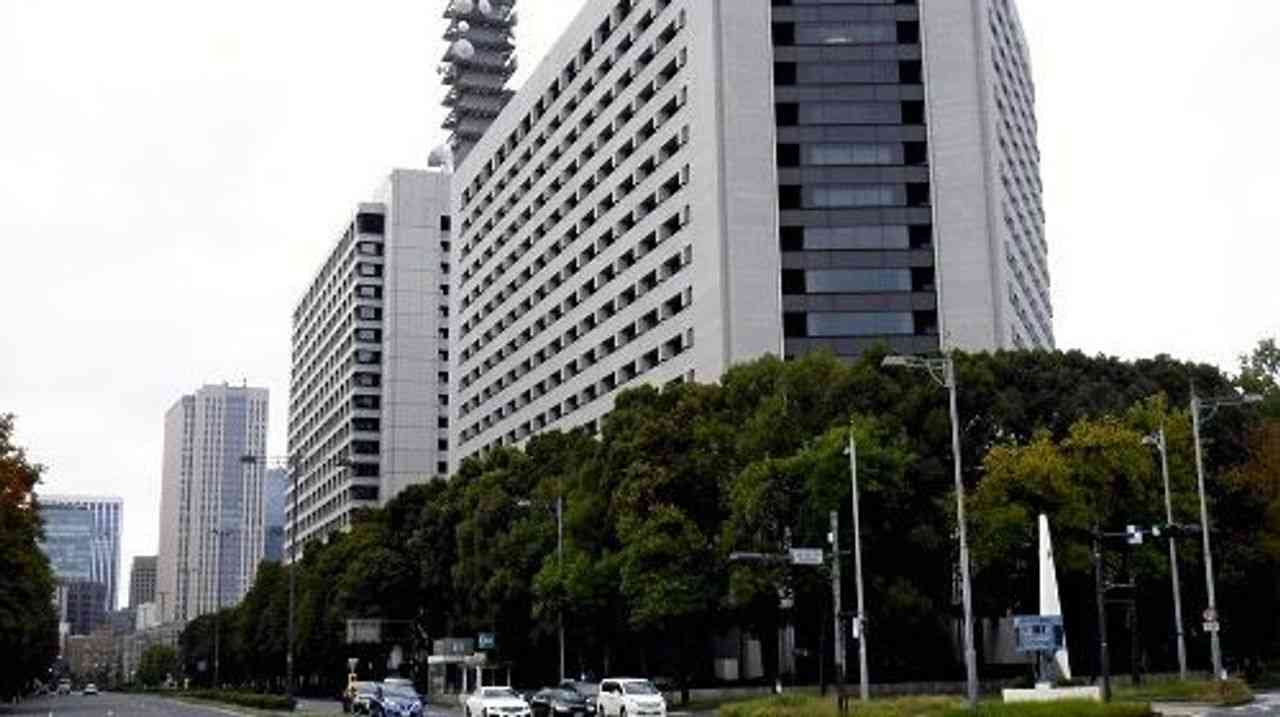 給付金詐欺 国税職員ら7人逮捕 - Yahoo!ニュース