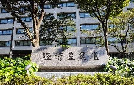 政府、電気使用制限を検討　今冬、違反した企業は罰金：東京新聞 TOKYO Web