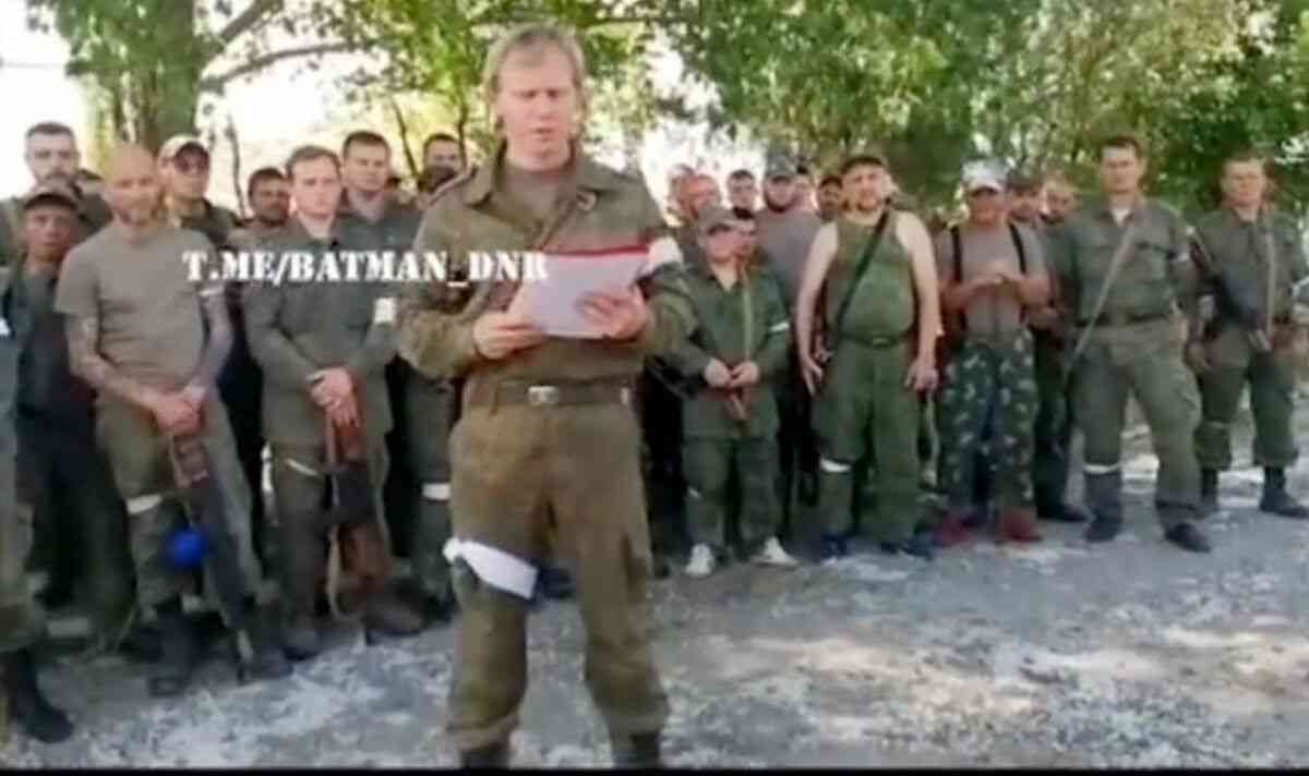 Russia news: Putin faces collapse of army morale as Donbas troops film revolt | World | News | Express.co.uk