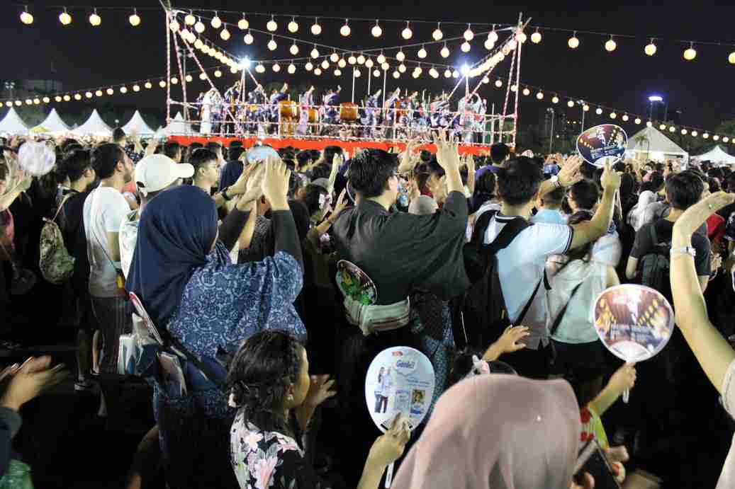 日本そのもので規模は日本以上!?　在住YouTuberに聞くマレーシア盆踊り大会の盛り上がり